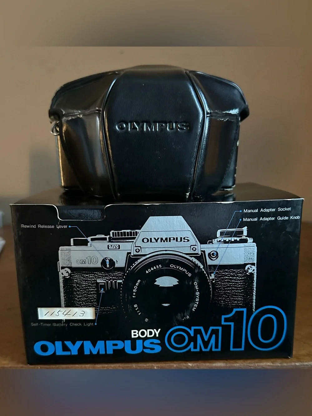 Olympus F.Zuiko Auto-S 50mm f/1.8 Lens — Black and Silver